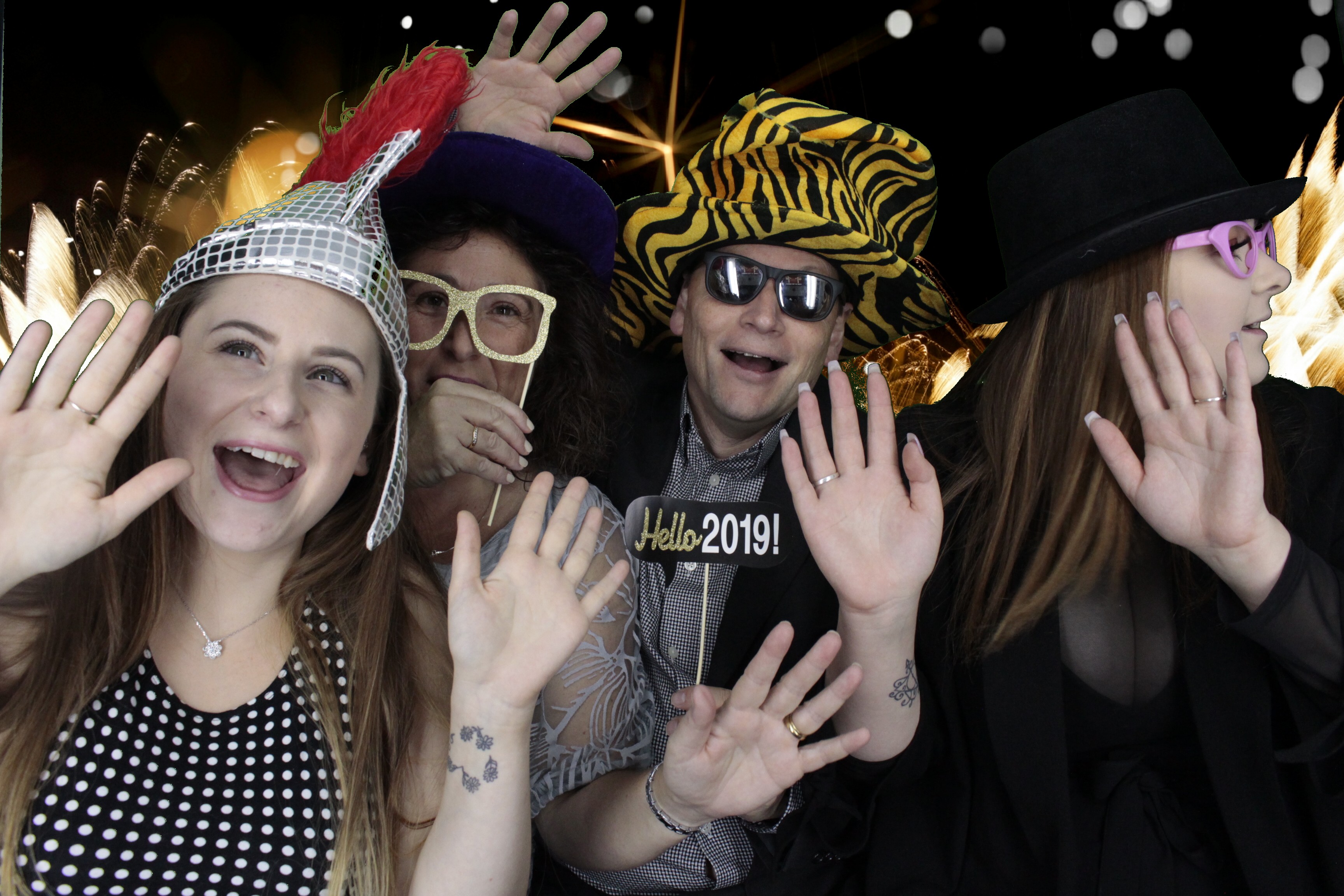 The Sussex Exchange New Years Eve | View more photos from the event at gallery.myphotoboothexperience.co.uk/u/MyPhotoBoothExperienceLtd/The-Sussex-Exchange-New-Years-Eve
